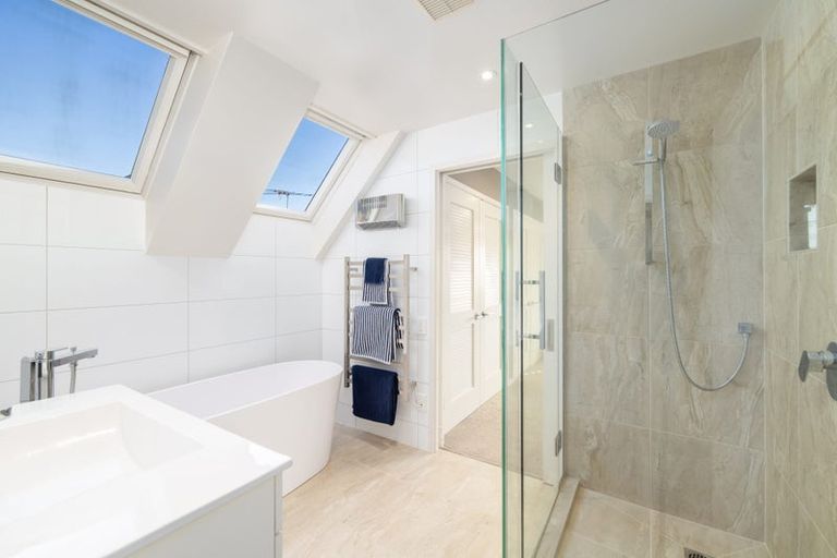 Photo of property in 24 Poynder Avenue, Merivale, Christchurch, 8014