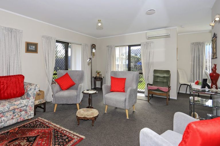 Photo of property in 2 Yatton Street, Greerton, Tauranga, 3112