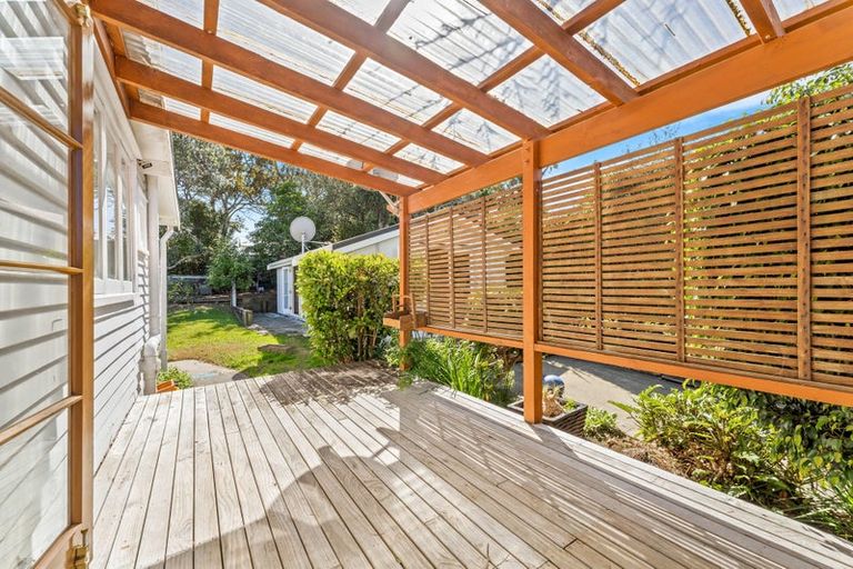 Photo of property in 10 Brandon Road, Manly, Whangaparaoa, 0930