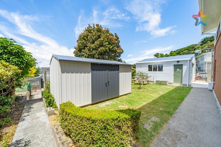 Photo of property in 4 Protea Street, Maungaraki, Lower Hutt, 5010