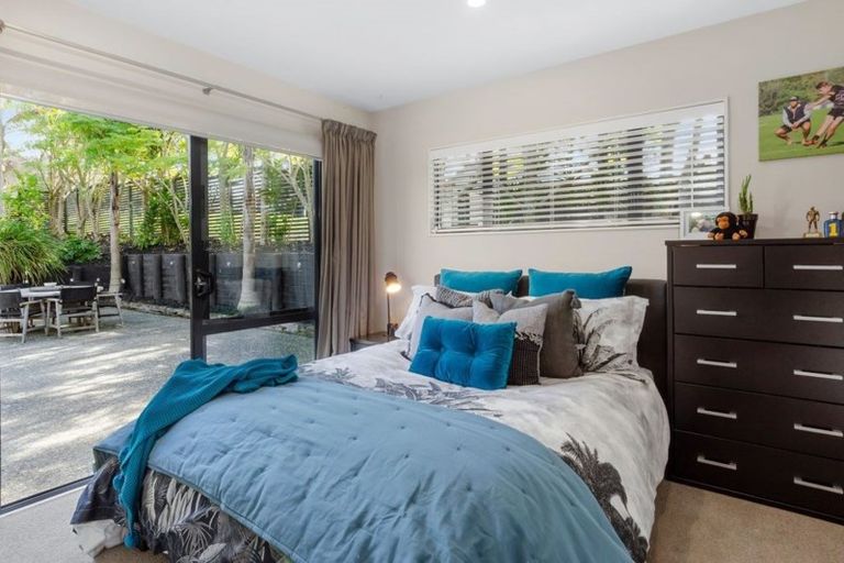 Photo of property in 12 Denehurst Drive, Waimauku, 0812