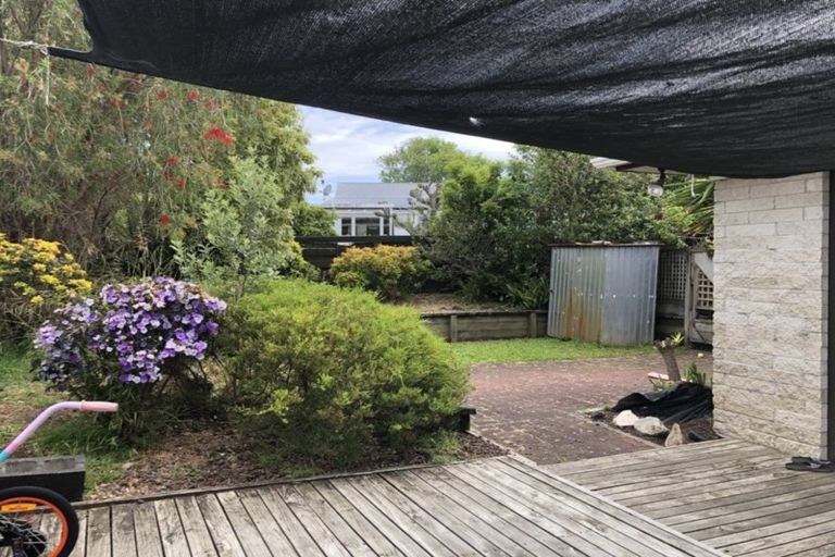 Photo of property in 1/205 Bucklands Beach Road, Bucklands Beach, Auckland, 2012