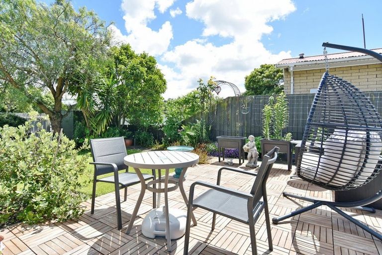 Photo of property in 1/45 Arran Crescent, Woolston, Christchurch, 8062