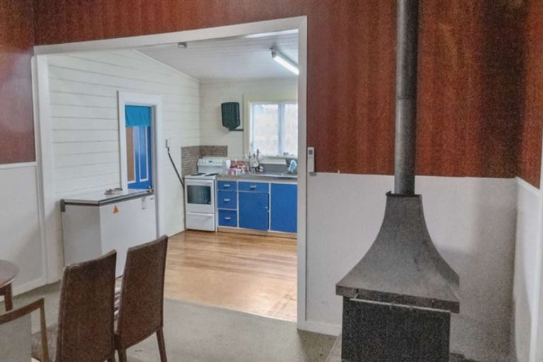 Photo of property in 33 Lucknow Street, Wairoa, 4108
