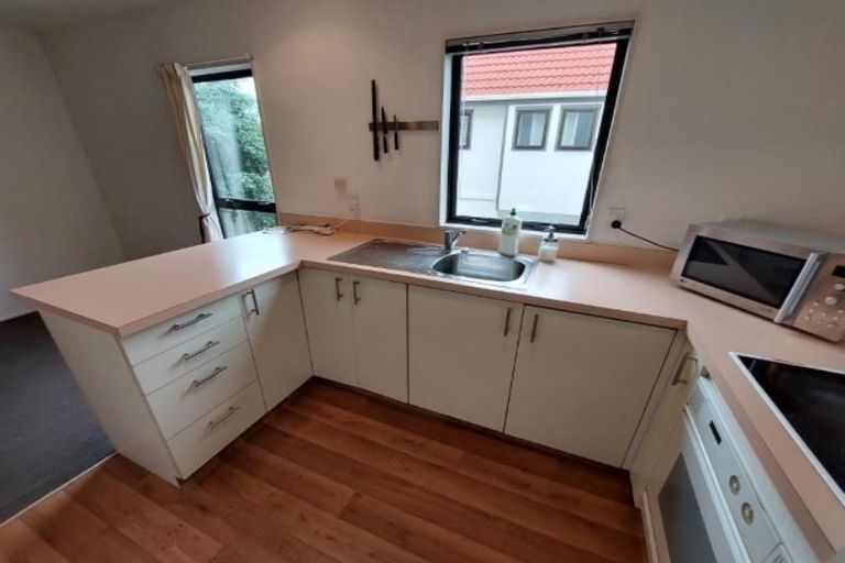 Photo of property in 2/2 Goring Street, Thorndon, Wellington, 6011