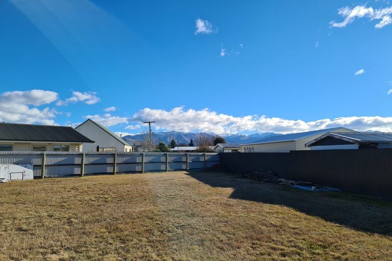 Photo of property in 75 Rata Road, Twizel, 7901