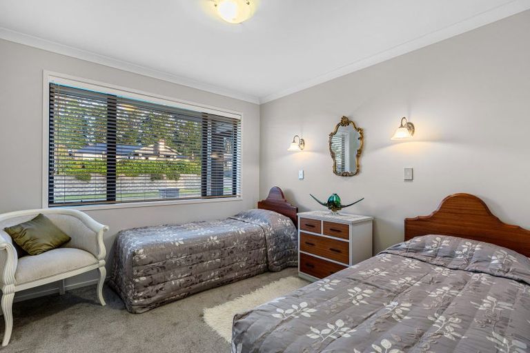 Photo of property in 14 Mervyn Place, Ohauiti, Tauranga, 3112