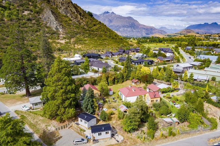Photo of property in 51b Manse Road, Arrowtown, 9302