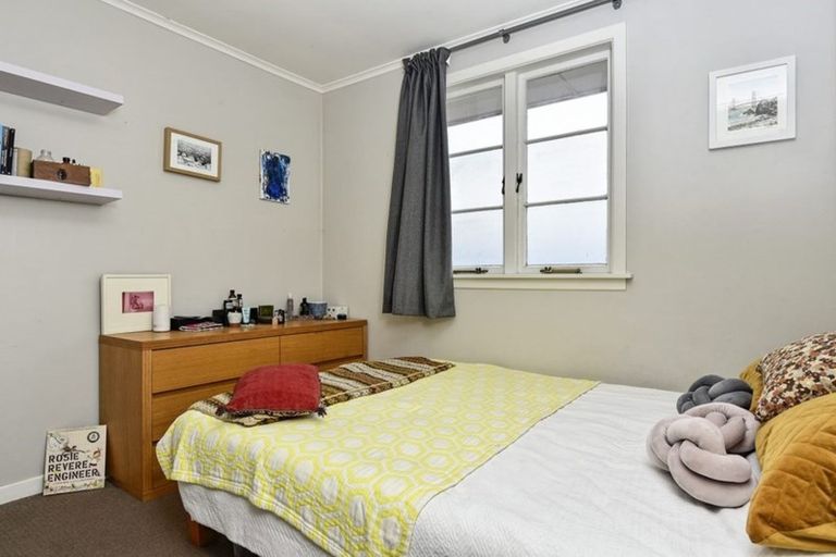 Photo of property in 99 Wallace Road, Mangere Bridge, Auckland, 2022