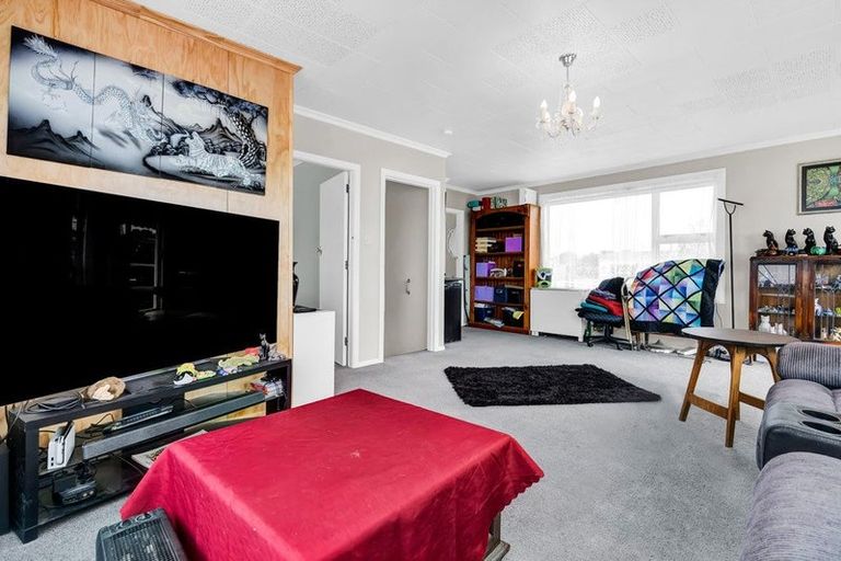 Photo of property in 65 Barrett Street, Westown, New Plymouth, 4310