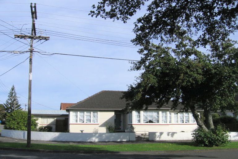 Photo of property in 21 Macky Street, Taita, Lower Hutt, 5011