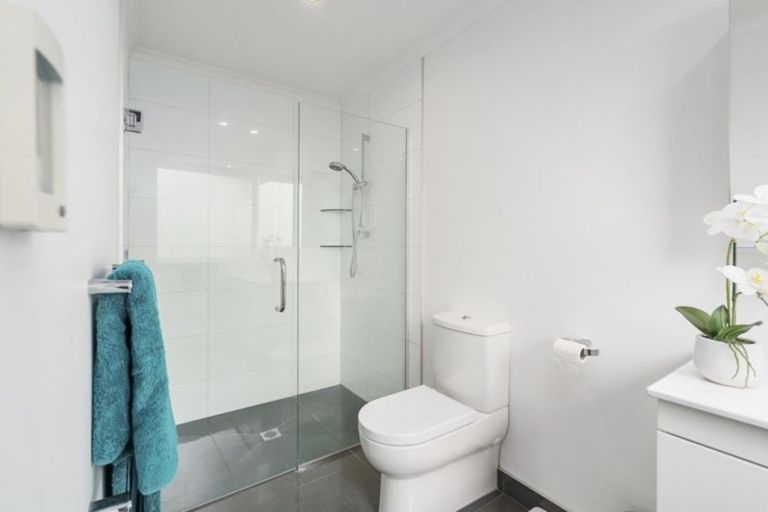 Photo of property in 37 Rodeo Drive, Kelvin Grove, Palmerston North, 4414