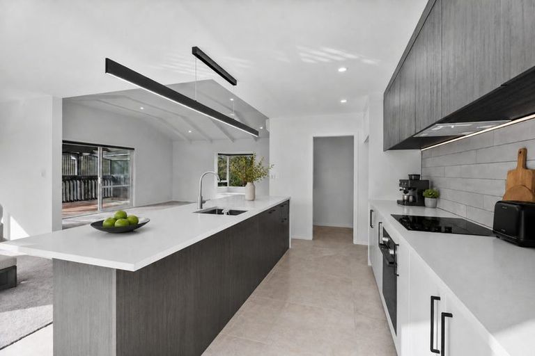 Photo of property in 234 Monument Road, Clevedon, Papakura, 2582