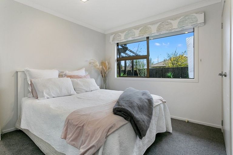 Photo of property in 3 Cooper Crescent, Cambridge, 3434