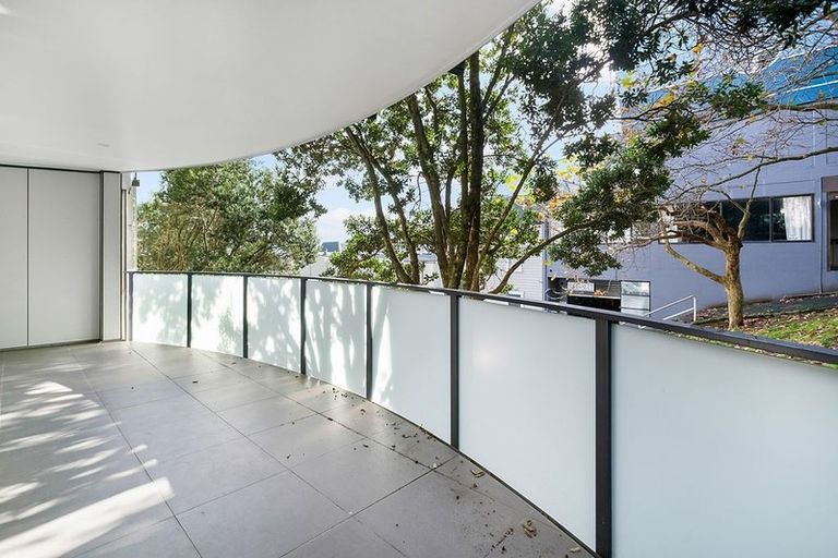 Photo of property in The Mews, 10/8 Basque Road, Eden Terrace, Auckland, 1021