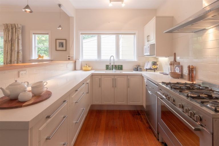 Photo of property in 44 Colombo Street, Cashmere, Christchurch, 8022