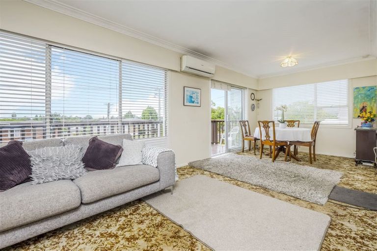 Photo of property in 17 Rembrandt Place, Opaheke, Papakura, 2113