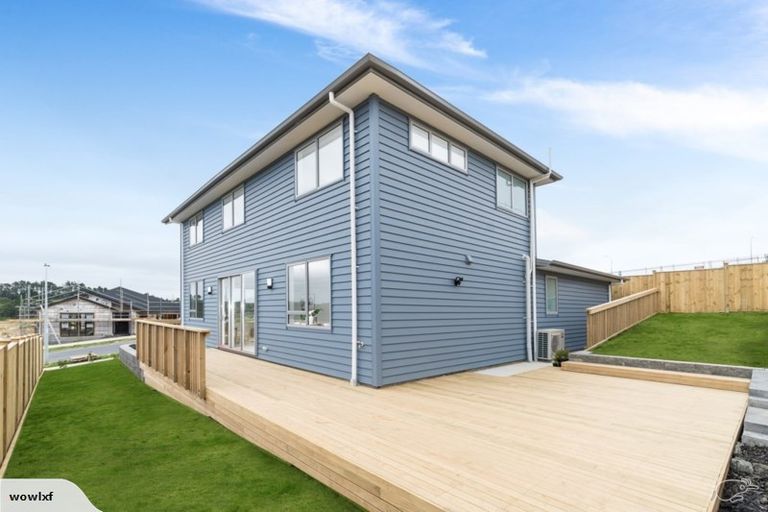 Photo of property in 9 Takurua Terrace, Orewa, 0931