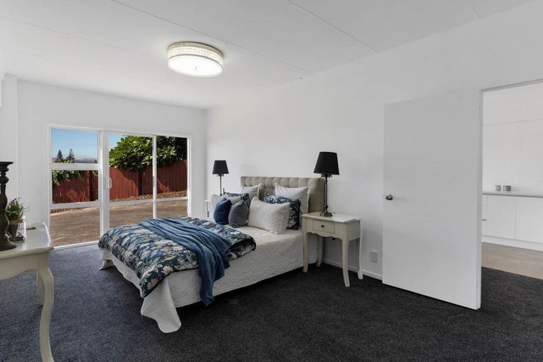 Photo of property in 51 Marriott Road, Pakuranga, Auckland, 2010