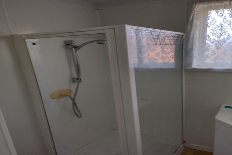 Photo of property in 5 Wroughton Crescent, Otara, Auckland, 2023