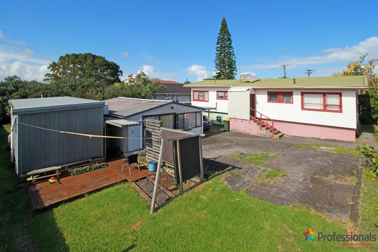 Photo of property in 24 Forbes Road, Favona, Auckland, 2024