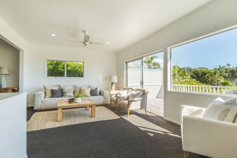 Photo of property in 65 Churchill Road, Murrays Bay, Auckland, 0630