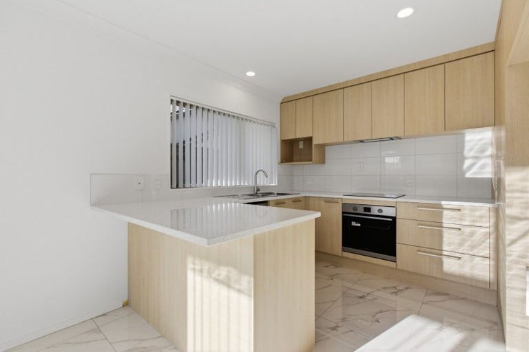 Photo of property in 10 Stableford Drive, Pyes Pa, Tauranga, 3112