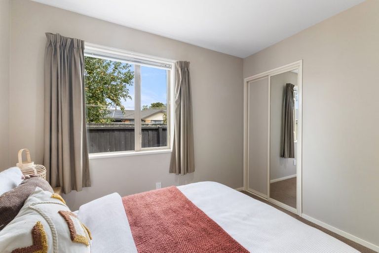 Photo of property in 9/25 Tilford Street, Woolston, Christchurch, 8062