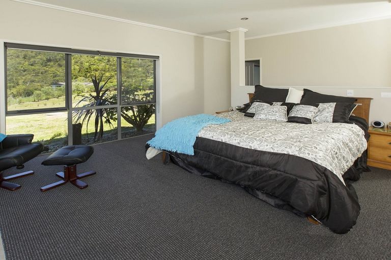 Photo of property in 19 Bay View Road, Whangarei Heads, Whangarei, 0174