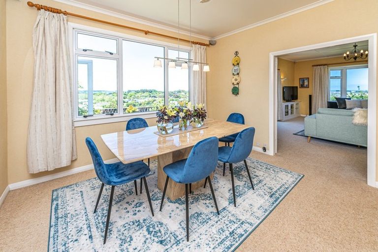 Photo of property in 6 Bristow Street, Saint Johns Hill, Whanganui, 4501