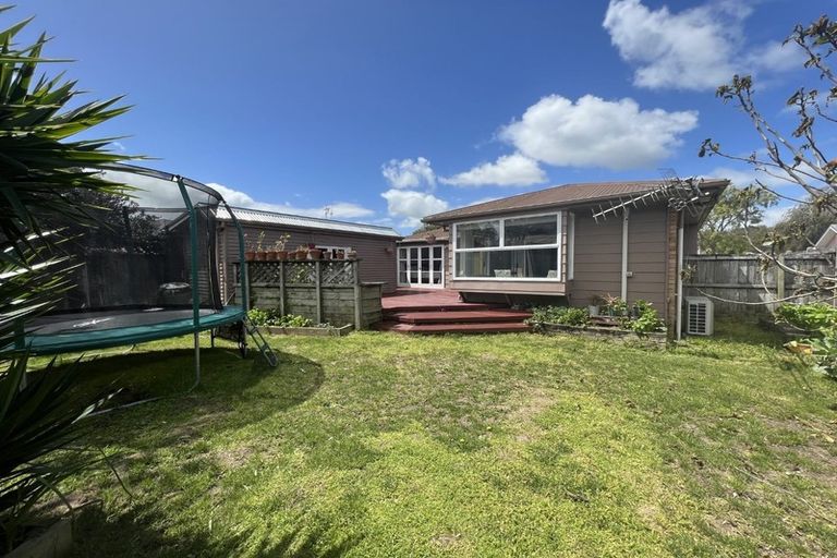 Photo of property in 21 Panair Crescent, Hillcrest, Hamilton, 3216