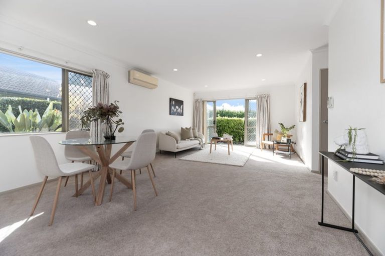 Photo of property in Waimanu Bay Village, 32/1 Piriti Drive, Te Atatu Peninsula, Auckland, 0610