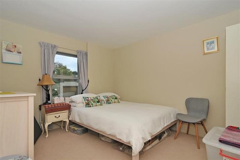 Photo of property in 3a Papawai Terrace, Mount Cook, Wellington, 6021