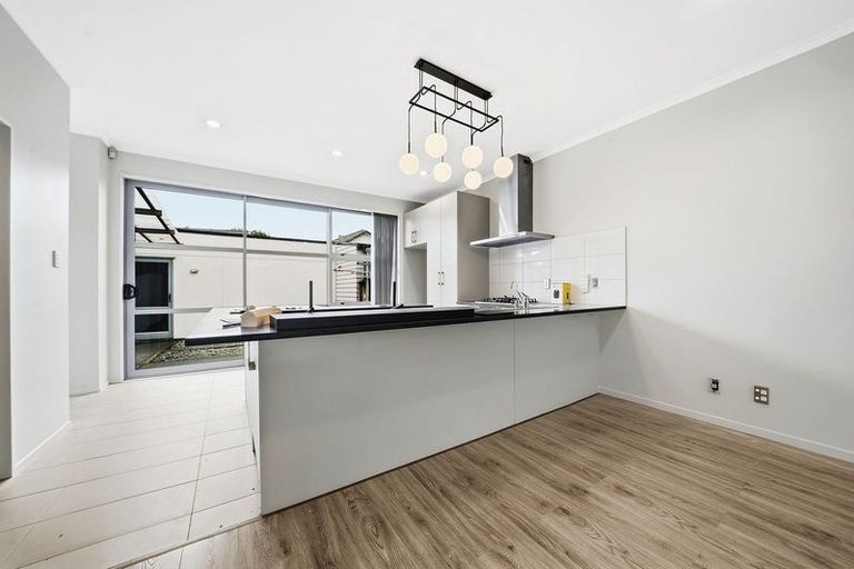 Photo of property in 42 Kauri Drive, Takanini, 2112