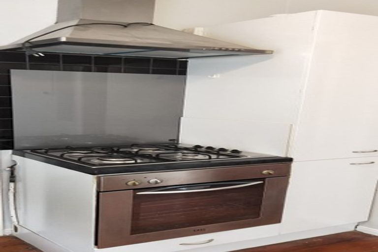Photo of property in 8 Evelyn Street, Eden Terrace, Auckland, 1021