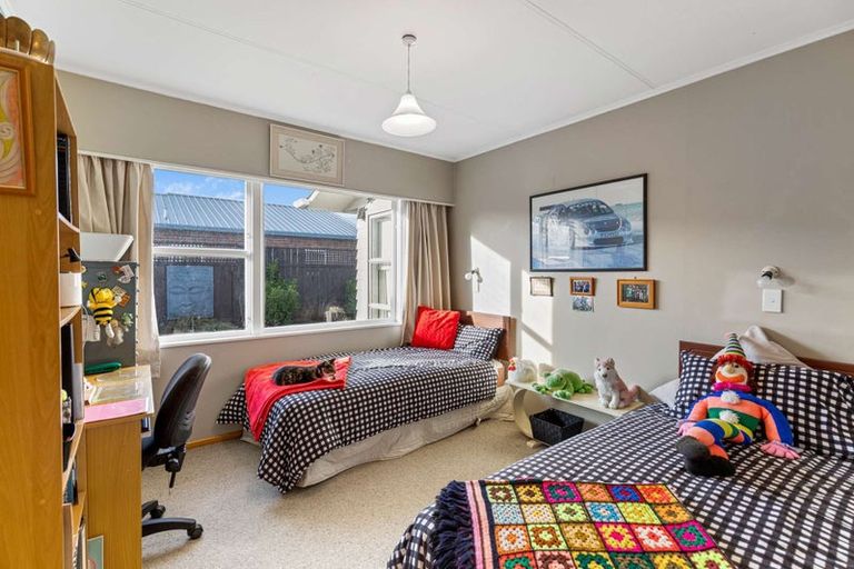 Photo of property in 16 Maunder Street, Marton, 4710