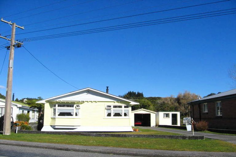 Photo of property in 110 Marsden Road, Greymouth, 7805