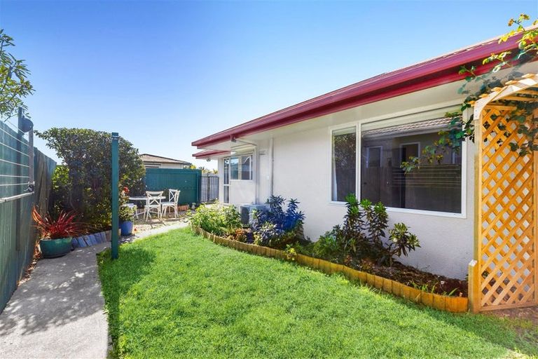 Photo of property in 2/9 Marsden Road, Stoke, Nelson, 7011