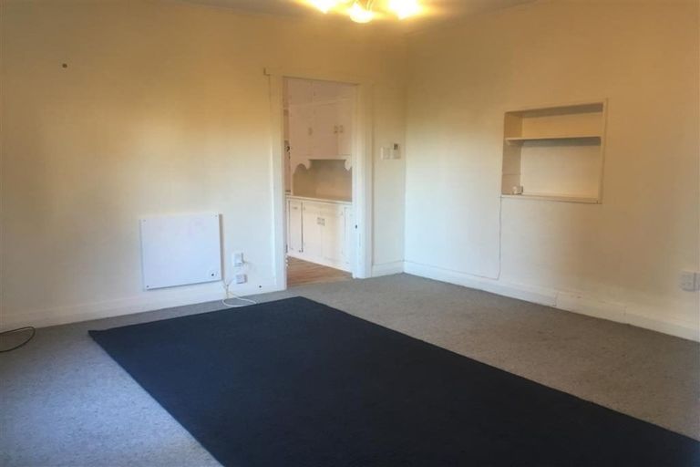 Photo of property in 3/44 Northland Road, Northland, Wellington, 6012