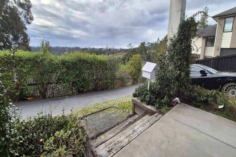 Photo of property in 3 Viridian Lane, Greenhithe, Auckland, 0632