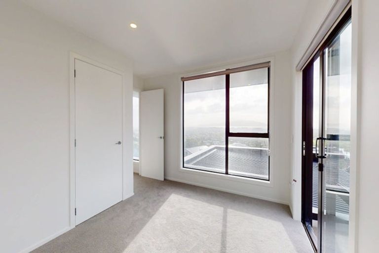 Photo of property in 79 Kotare Street, Waikanae, 5036