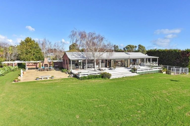 Photo of property in 43 Farley Road, Clarks Beach, Pukekohe, 2679