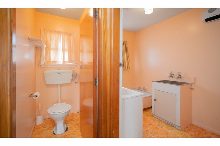 Photo of property in 4/9 Division Street, Riccarton, Christchurch, 8041