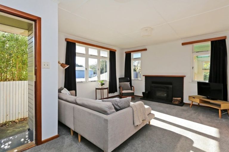 Photo of property in 21 Hyla Road, Haumoana, 4102