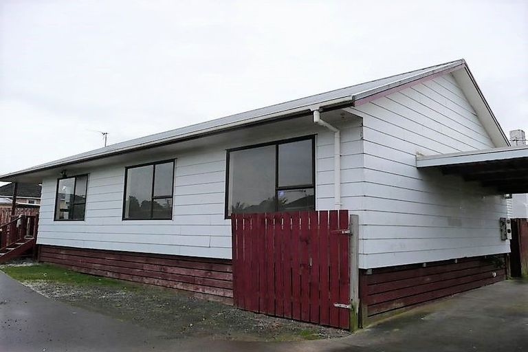 Photo of property in 2/6 Fleming Street, Manurewa East, Auckland, 2102