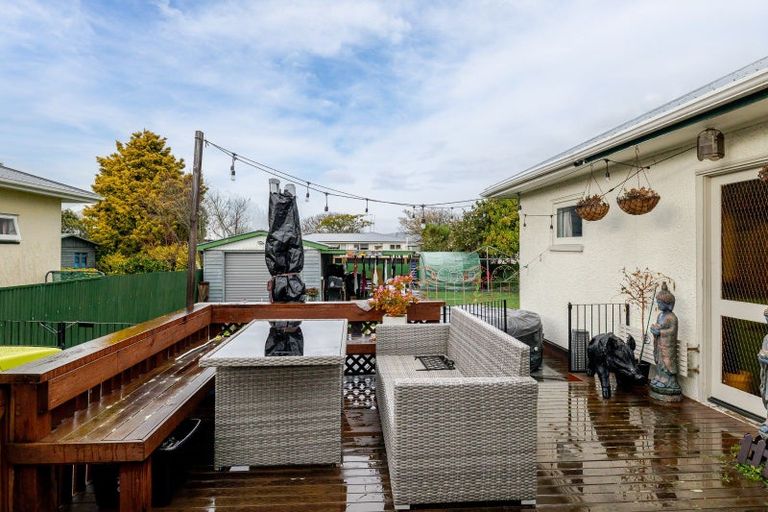 Photo of property in 20 Vernon Avenue, Takaro, Palmerston North, 4412