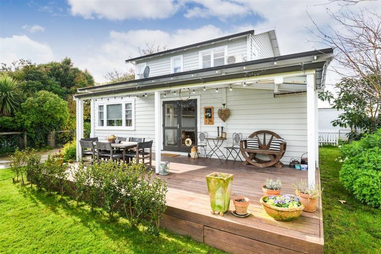 Photo of property in 41 Hammond Street, Bulls, 4818