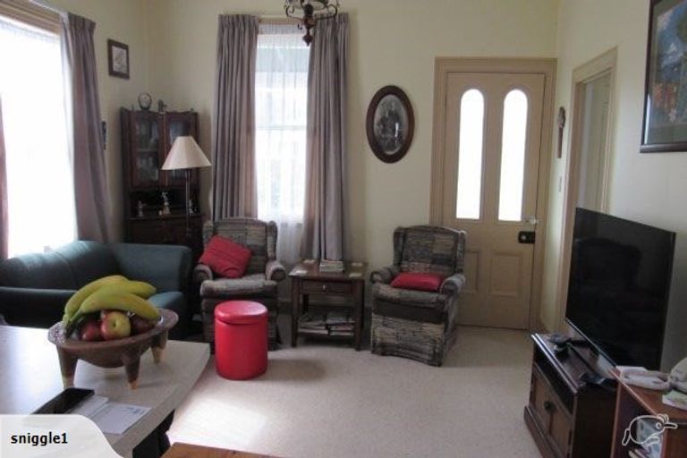 Photo of property in 112 Te Tiki Street, Coromandel, 3506