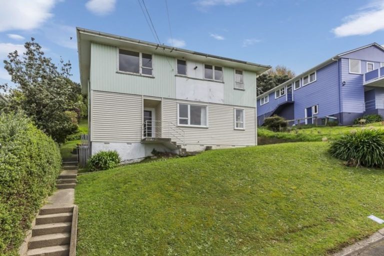 Photo of property in 11 Arene Grove, Titahi Bay, Porirua, 5022