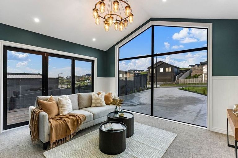 Photo of property in 9 Fisk Road, Pukekohe, 2120